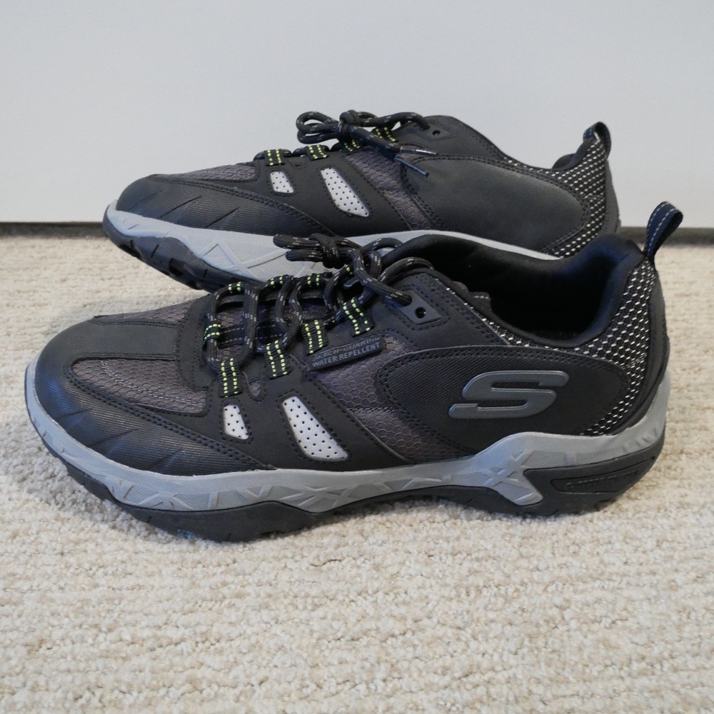 Skechers Mens Sawback Pro Sneaker NWOT~